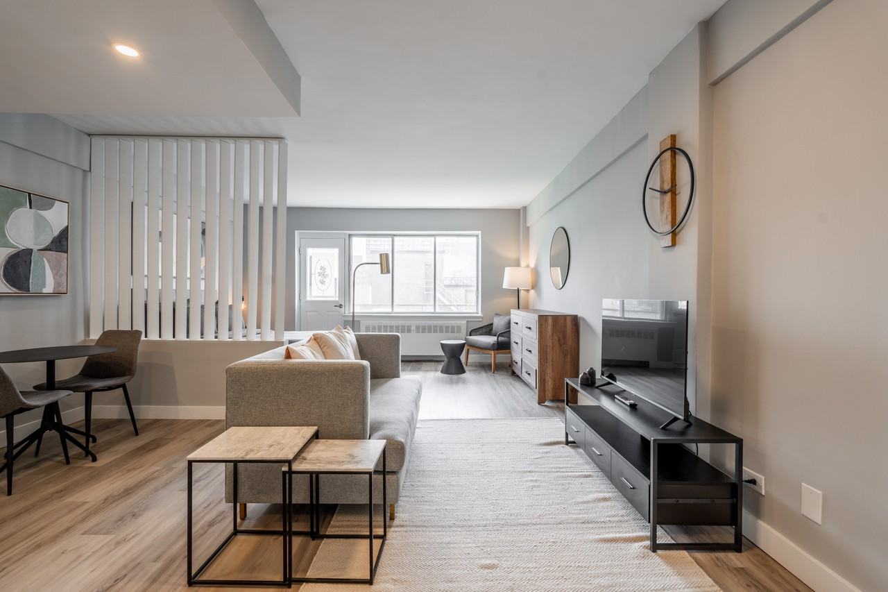 1440 1420-1440 Towers Street — photo 1