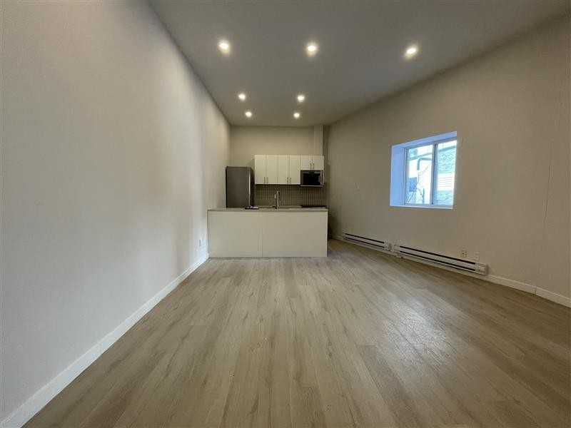 2121 Rue Tupper — photo 3