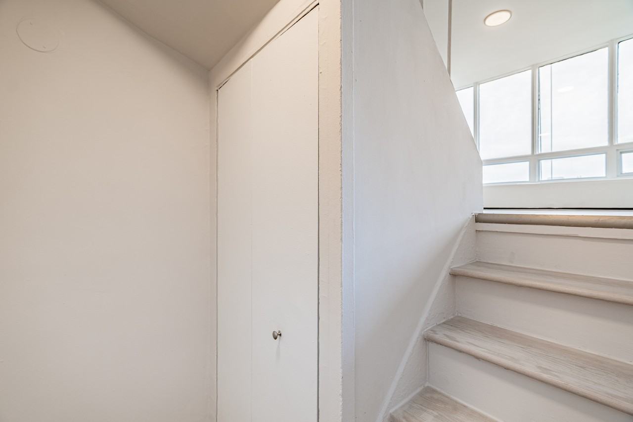 2121 Rue Tupper — photo 1