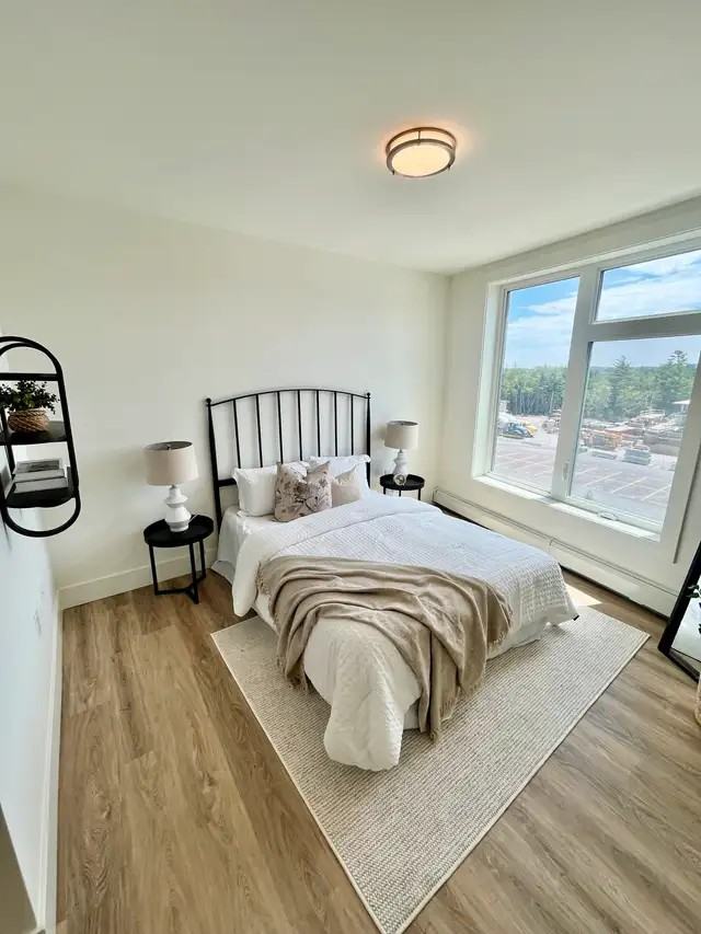 The Rooks of West Bedford - Photo 5 of 12