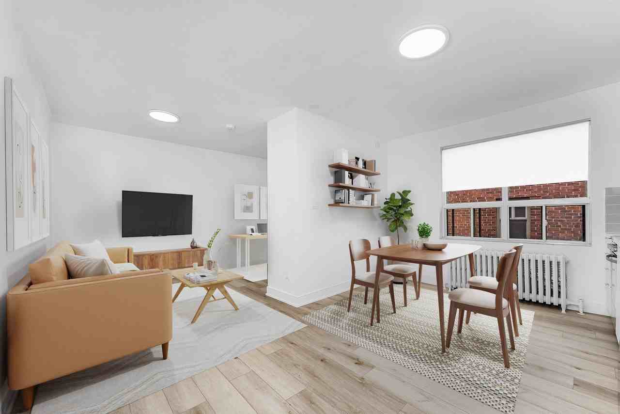 231 Vaughan Road - Photo 5 of 32