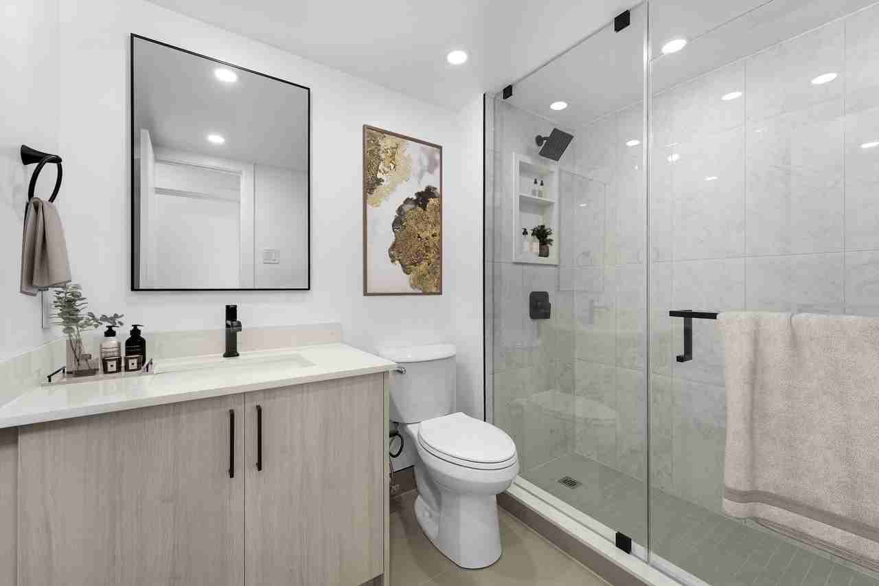 44 Charles West - Photo 5 of 50