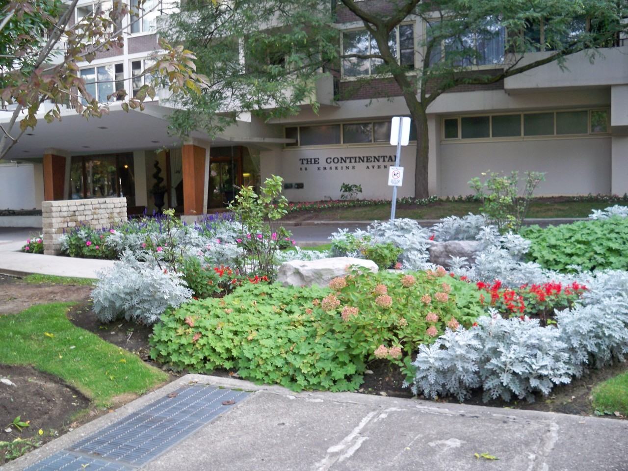 The Continental, Toronto - Photo 3 of 50