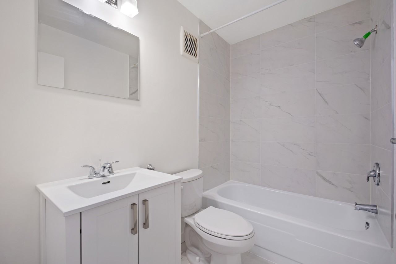 94 Beck Apartments - Photo 3 of 13