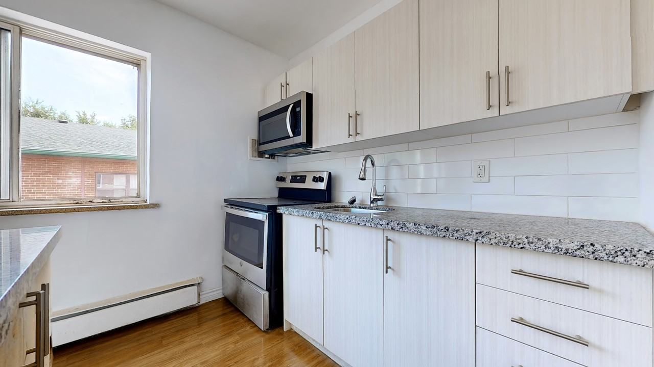 375 Melvin Apartments - Photo 4 of 14