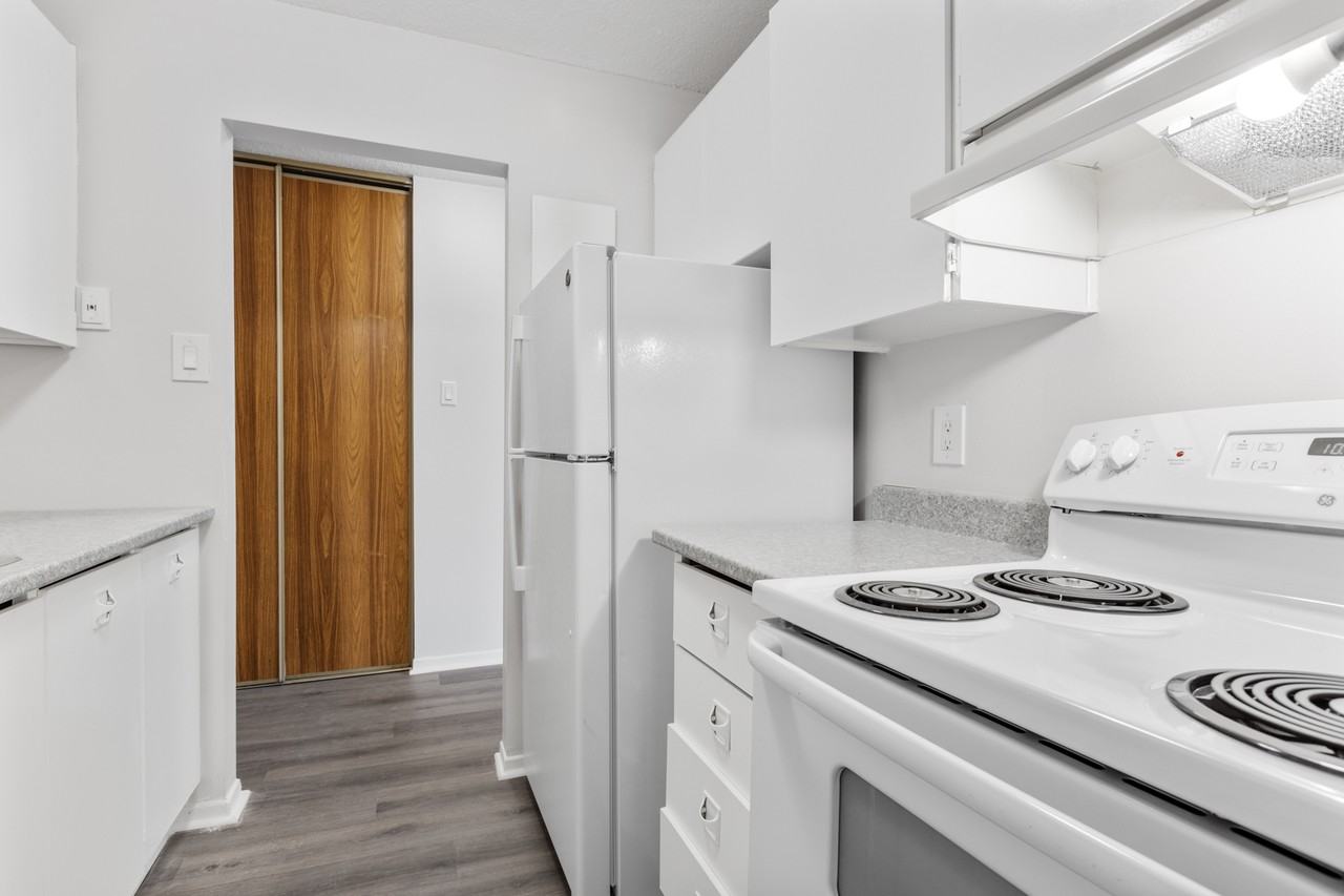 The Riversides - Photo 3 of 29