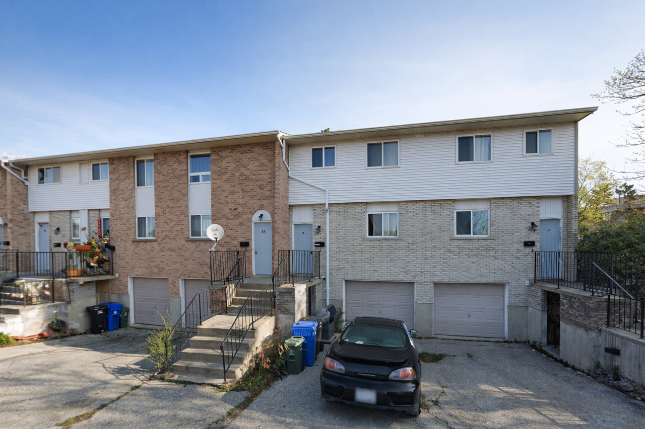 Stoneglen Townhouses - Photo 2 of 12