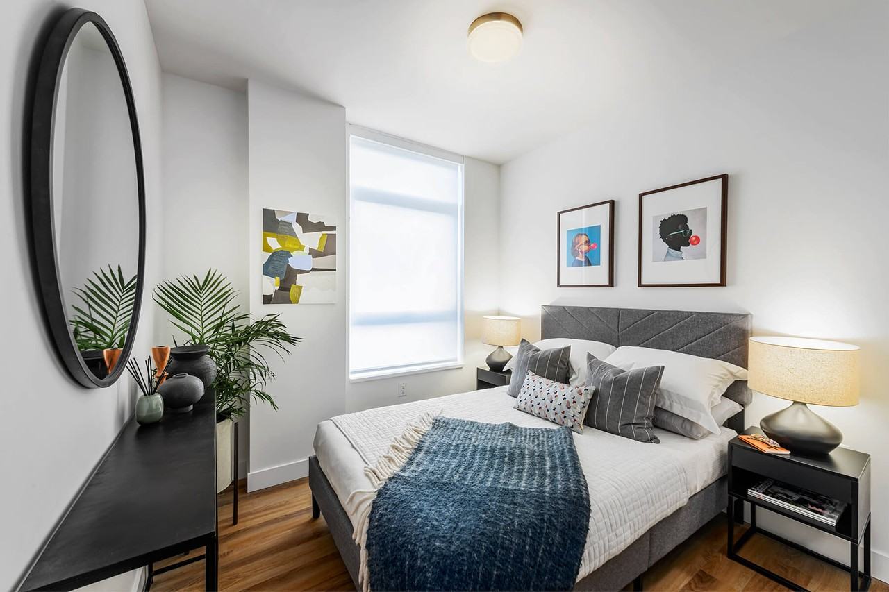 Chronicle - Photo 6 of 41