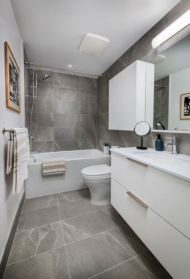 Chronicle - Photo 7 of 41