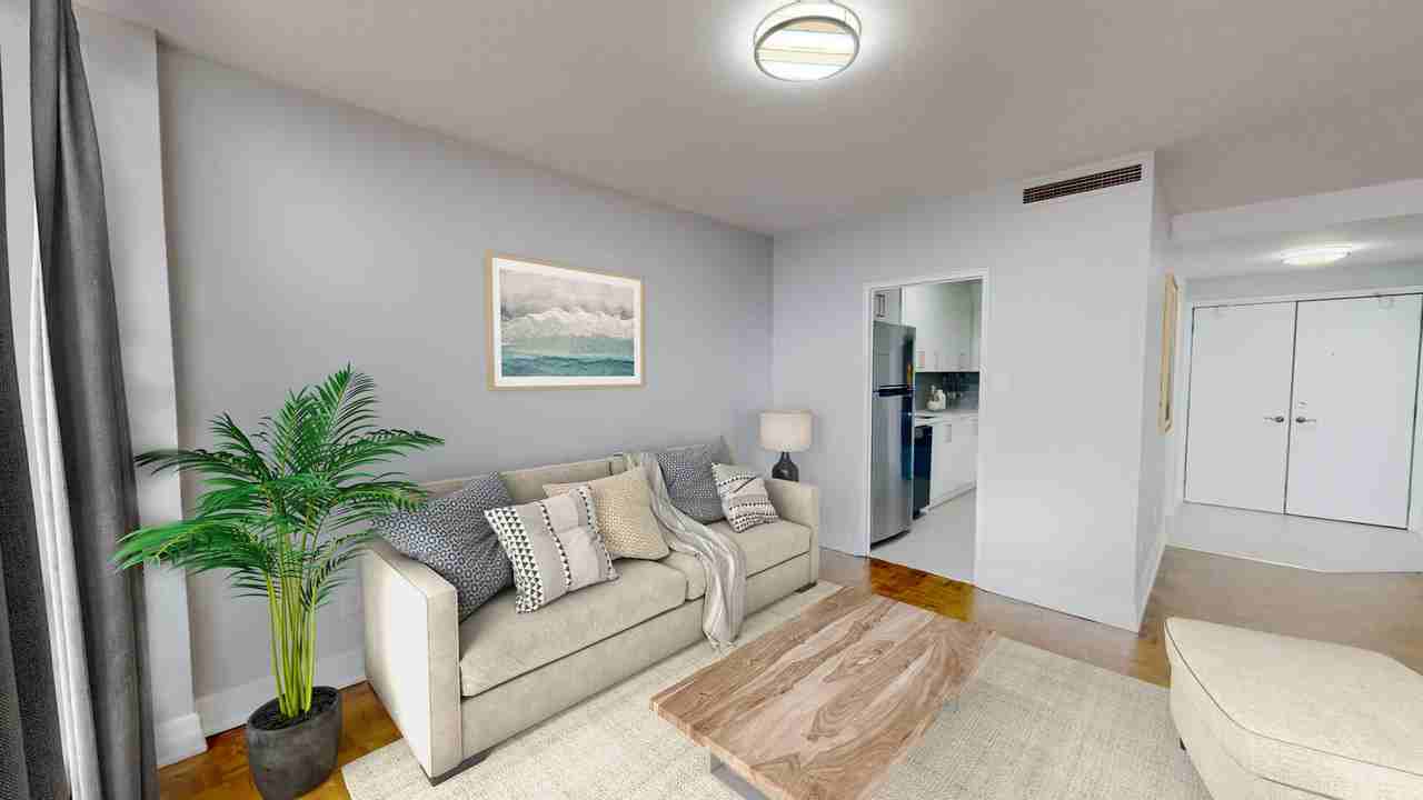 400 Walmer Road - Photo 2 of 38