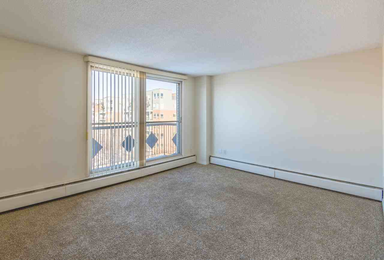 Central Court - Photo 6 of 14