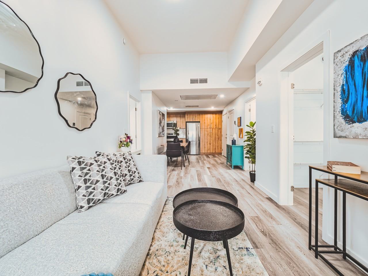 Peak Residences Downtown Edmonton - Photo 4 of 50