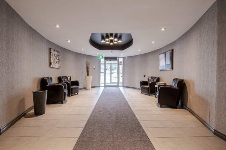 500 Proudfoot Lane - Photo 2 of 15