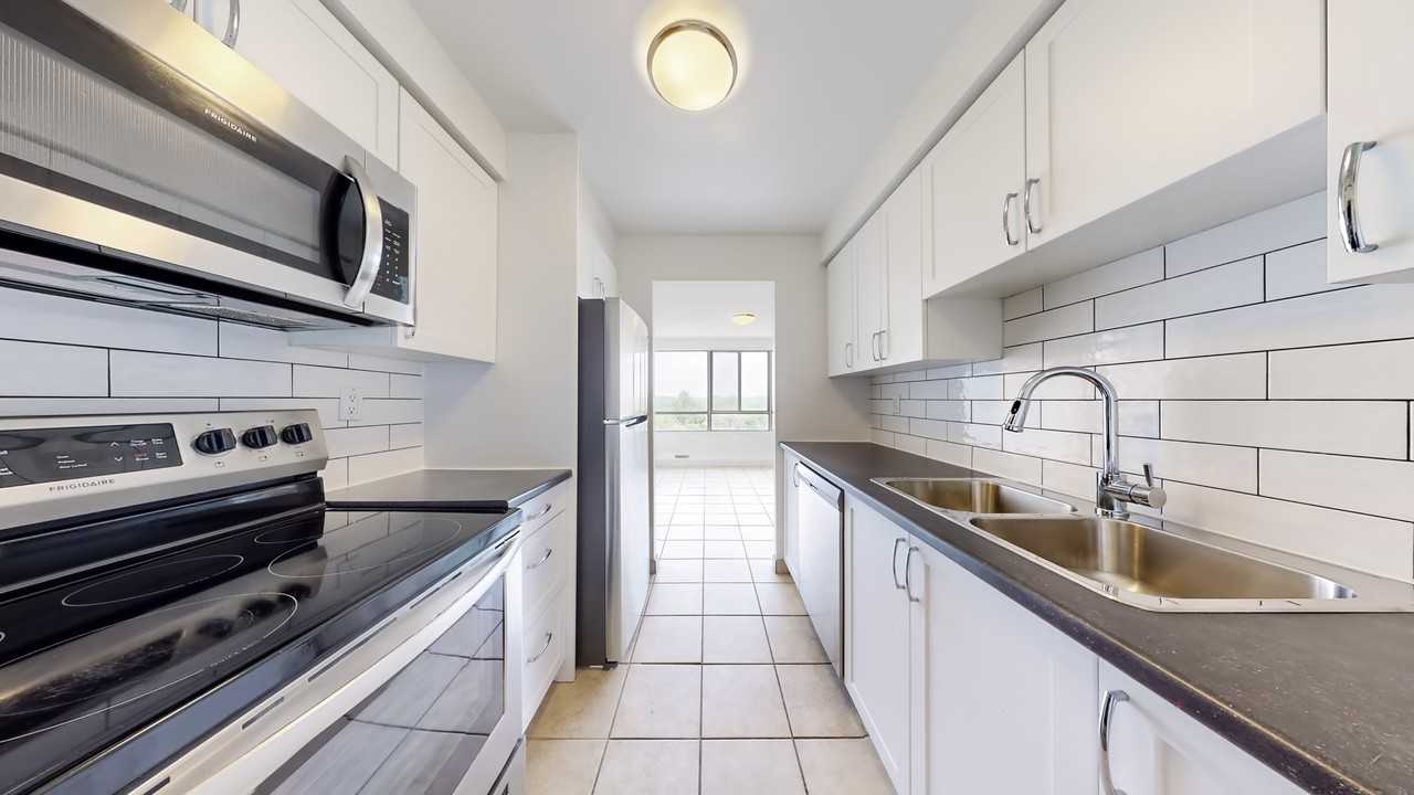 500 Proudfoot Lane - Photo 5 of 15