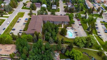 featured image of 5045 Whitemud Rd Nw