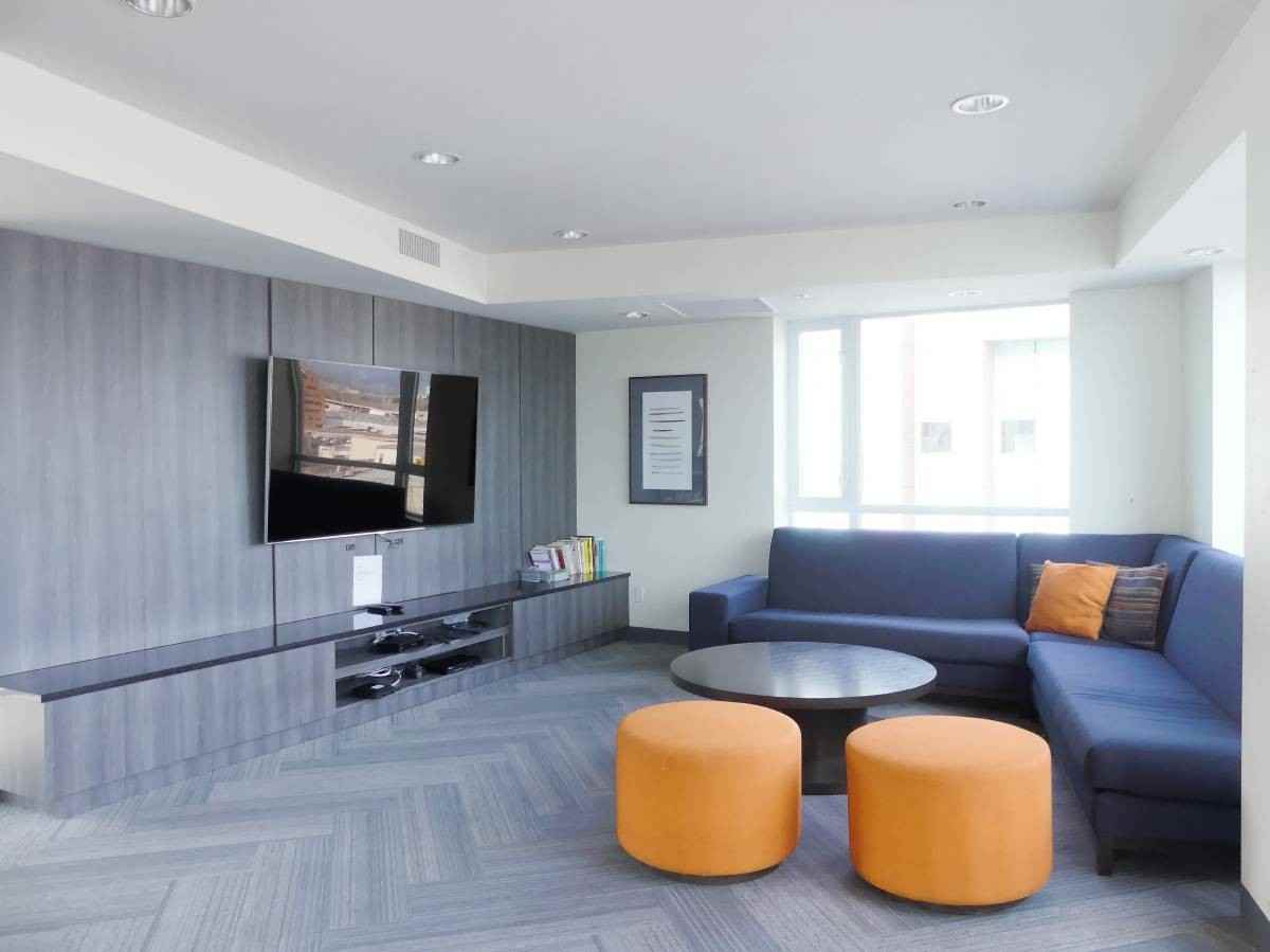 Switchmen - Photo 6 of 47