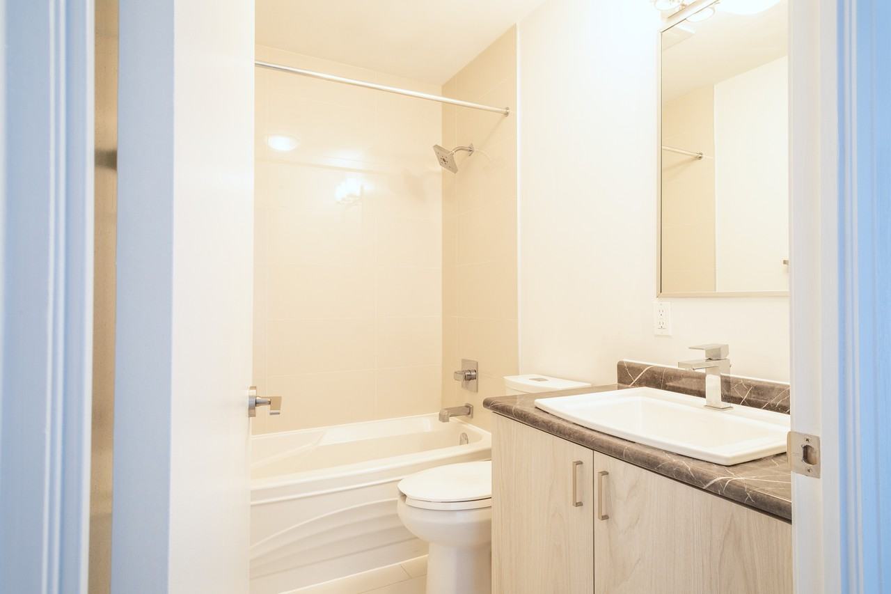 Bloor-Annex Residences - Photo 6 of 34