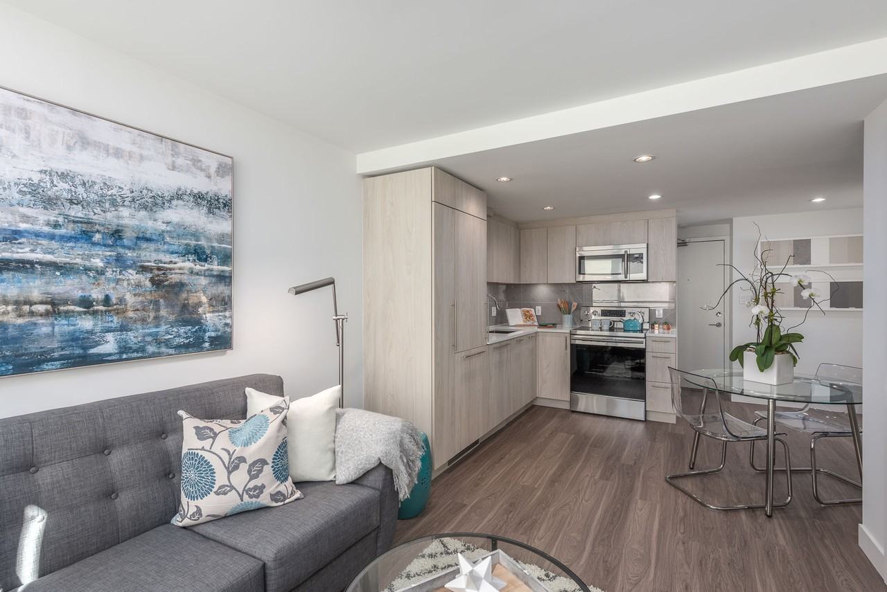 English Bay Residences - Photo 3 of 50