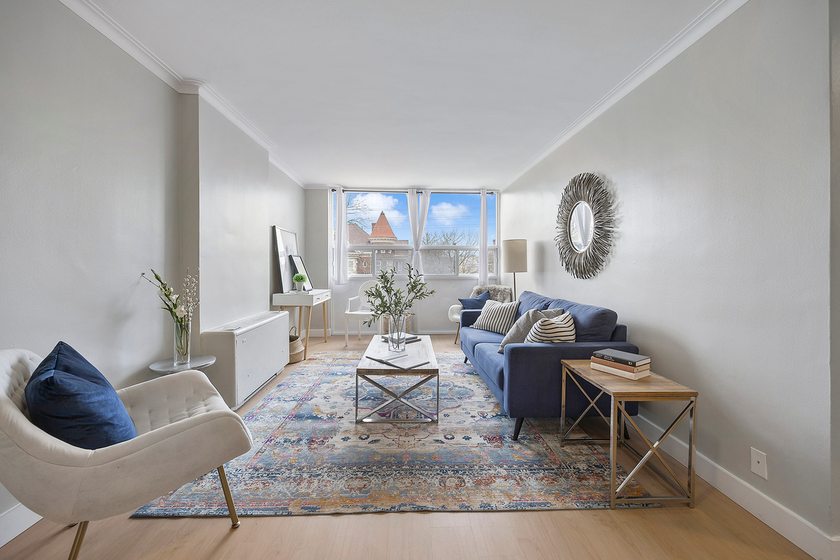 396 Queens Avenue - Photo 6 of 11