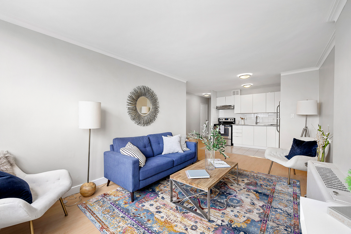 396 Queens Avenue - Photo 7 of 11