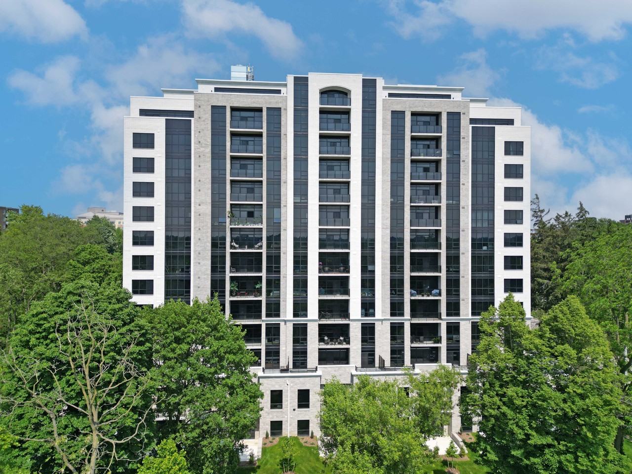 The Saint James - Photo 2 of 14