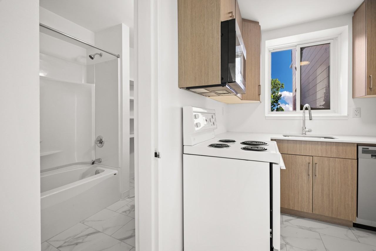 800 Beverley Street - Photo 7 of 14