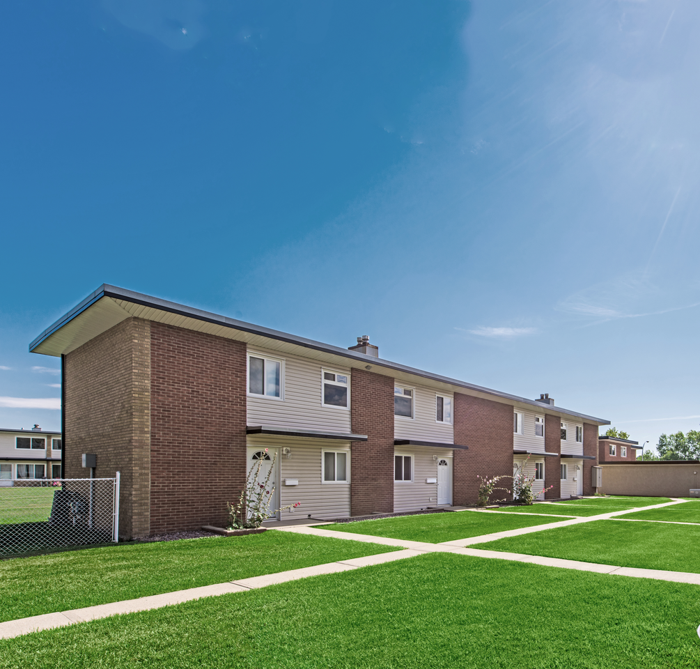 Garden Court - Photo 4 of 28