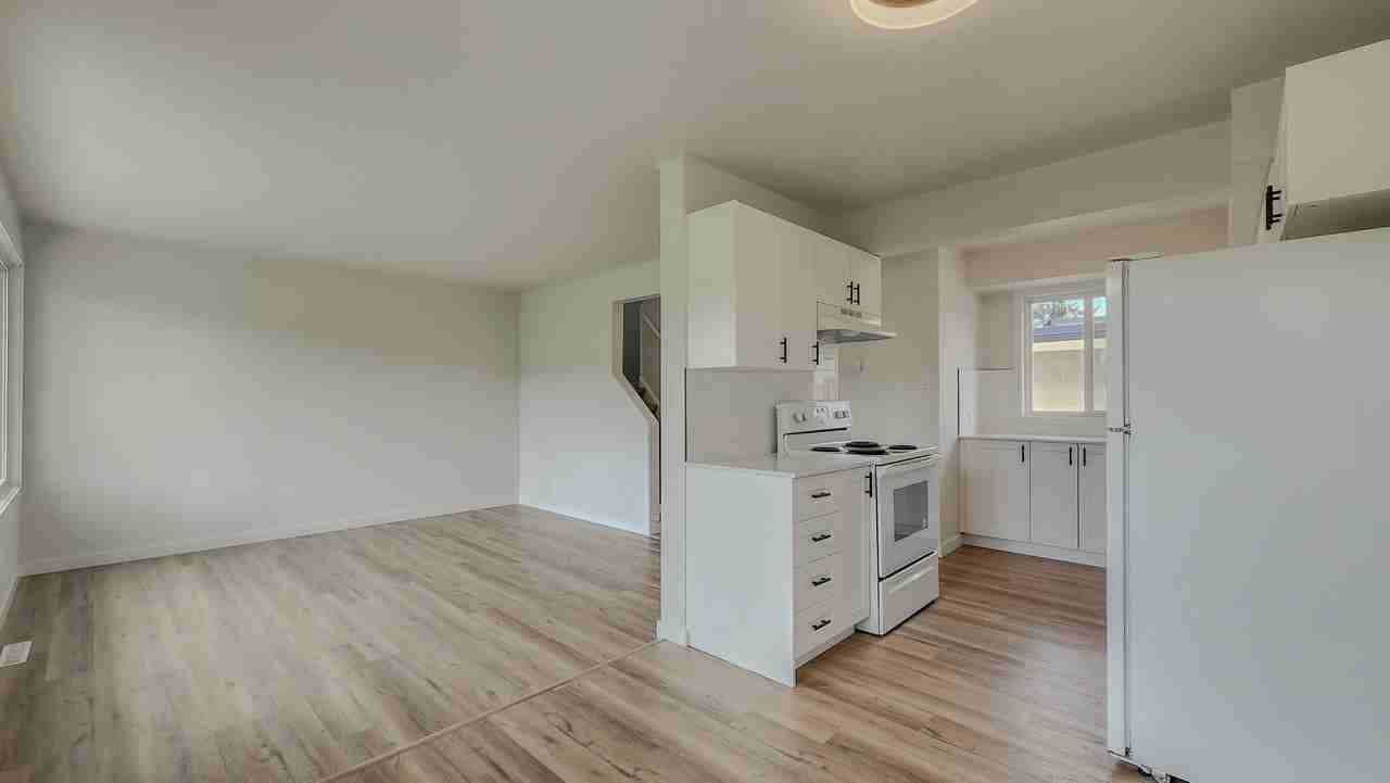 Garden Court - Photo 7 of 28