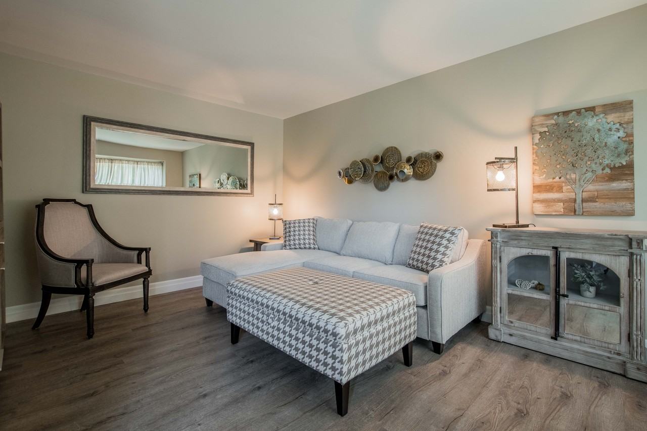 Manitou Village - Photo 3 of 12