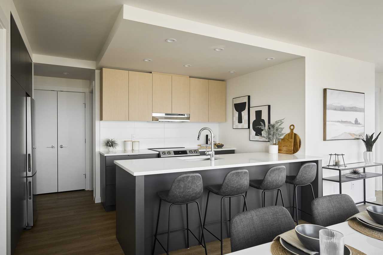 Hudson House - Photo 3 of 13