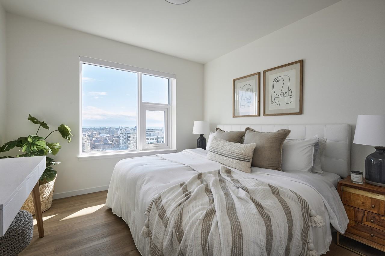 Hudson House - Photo 4 of 13