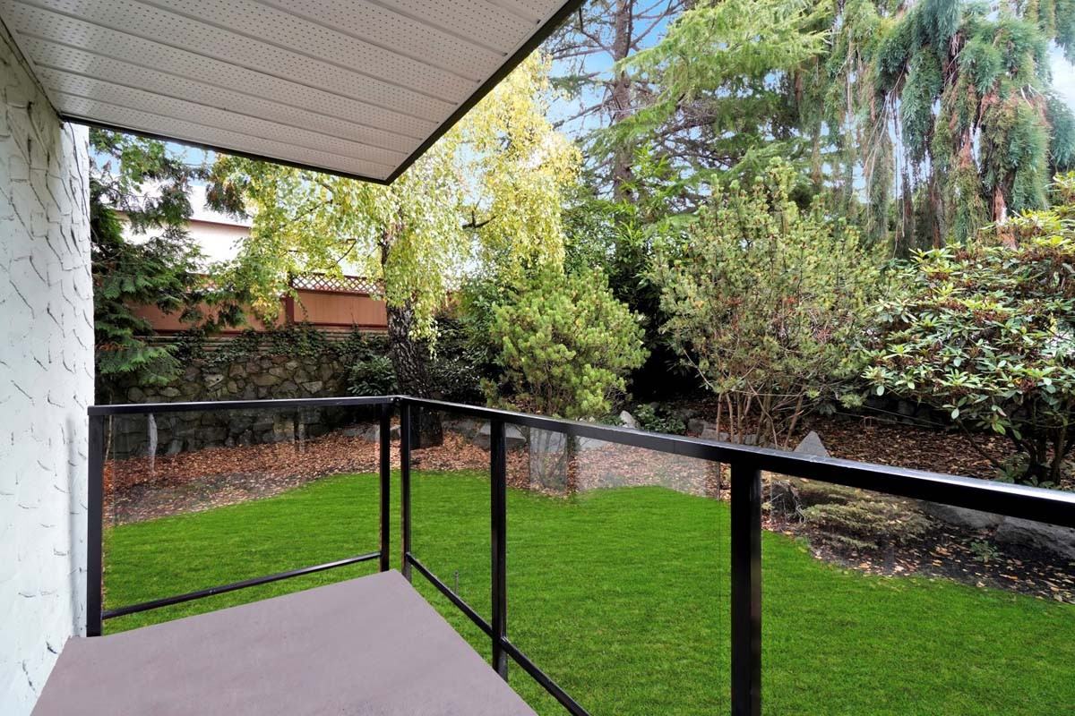 Villa Apartments - Photo 3 of 10