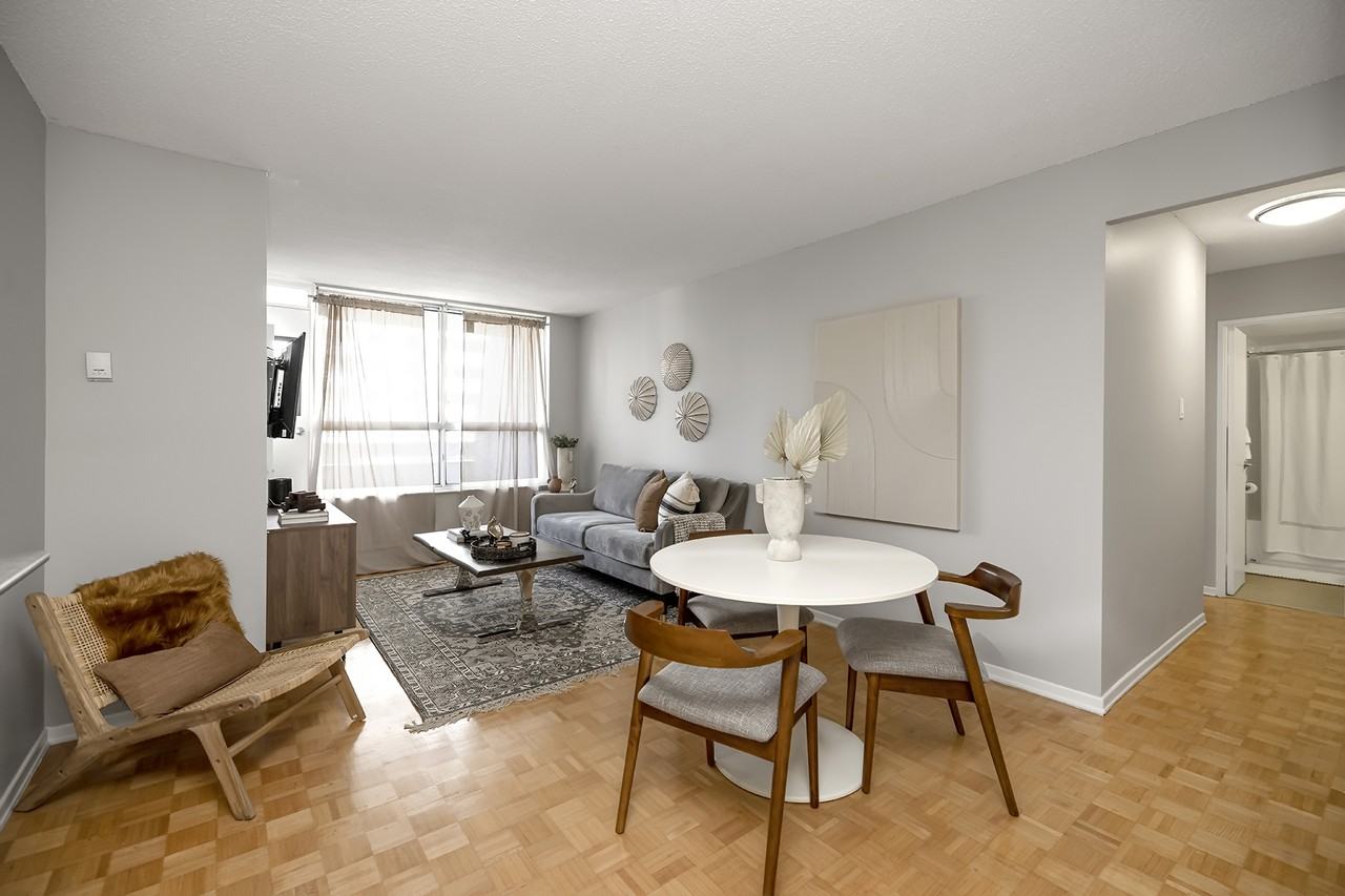 300 Regina Street North, Tower 1 - Photo 5 of 18