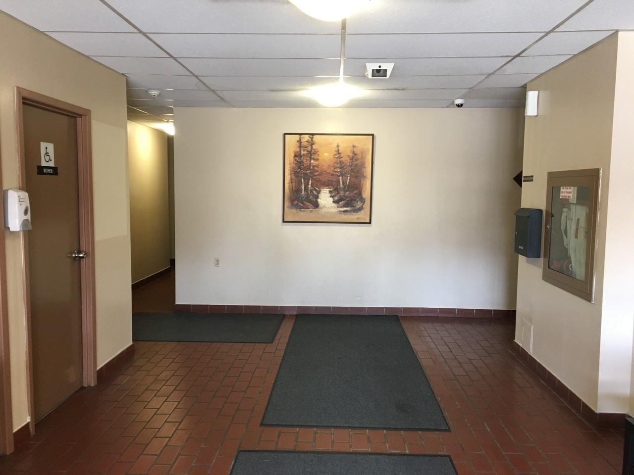 30 West - Photo 5 of 6