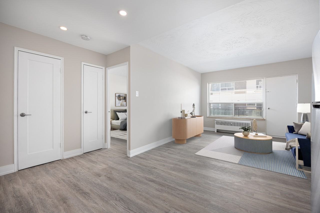 Sunset Tower - Photo 5 of 19