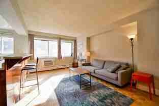 3421 Rue Drummond - Photo 1 of 1