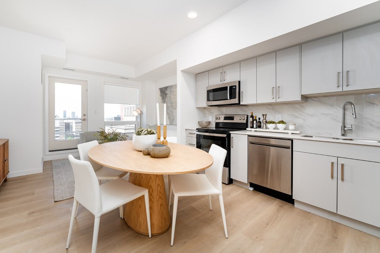 Falcon One - Photo 2 of 50