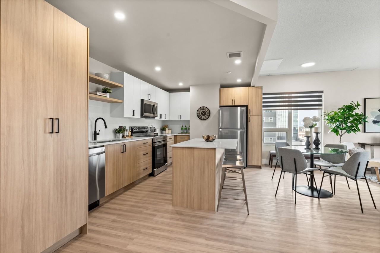 The Churchill Apartments - Photo 4 of 50