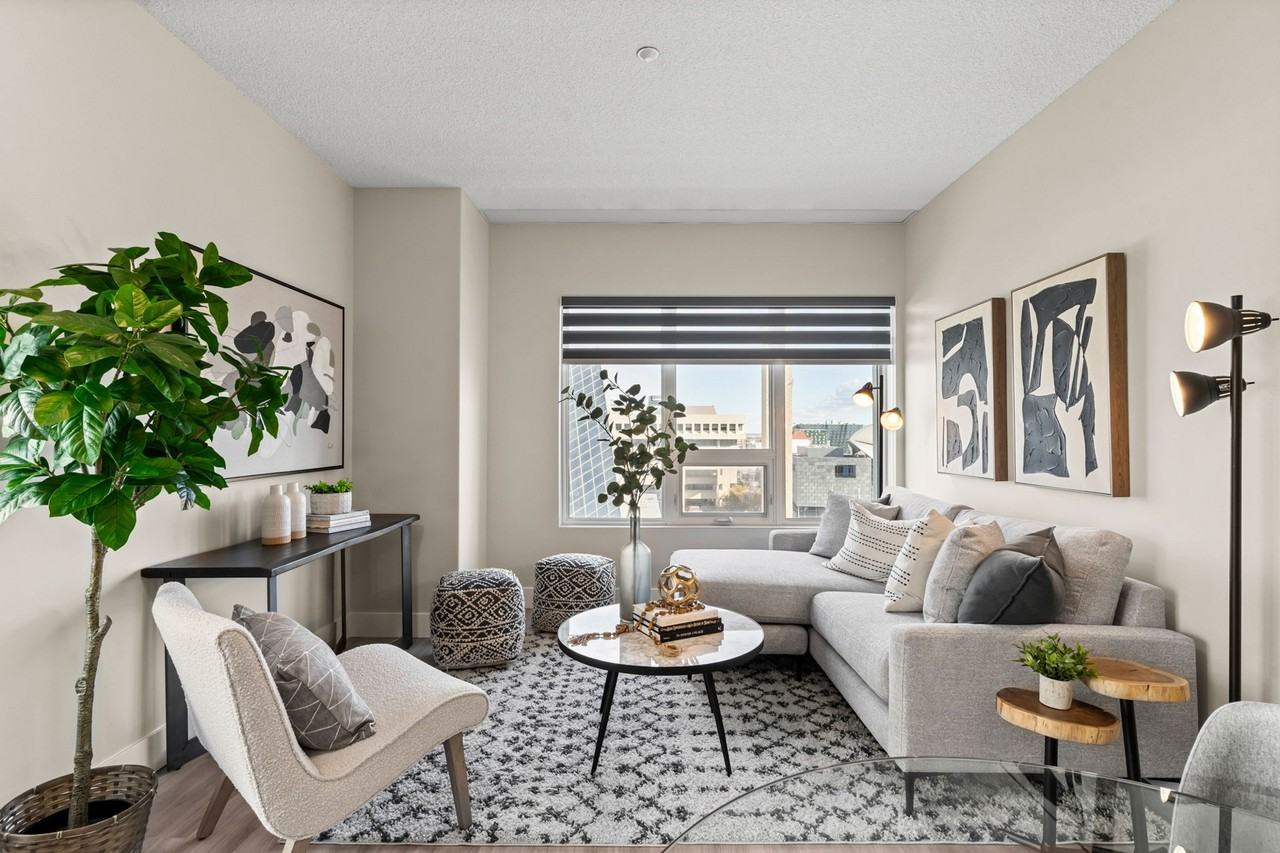 The Churchill Apartments - Photo 5 of 50