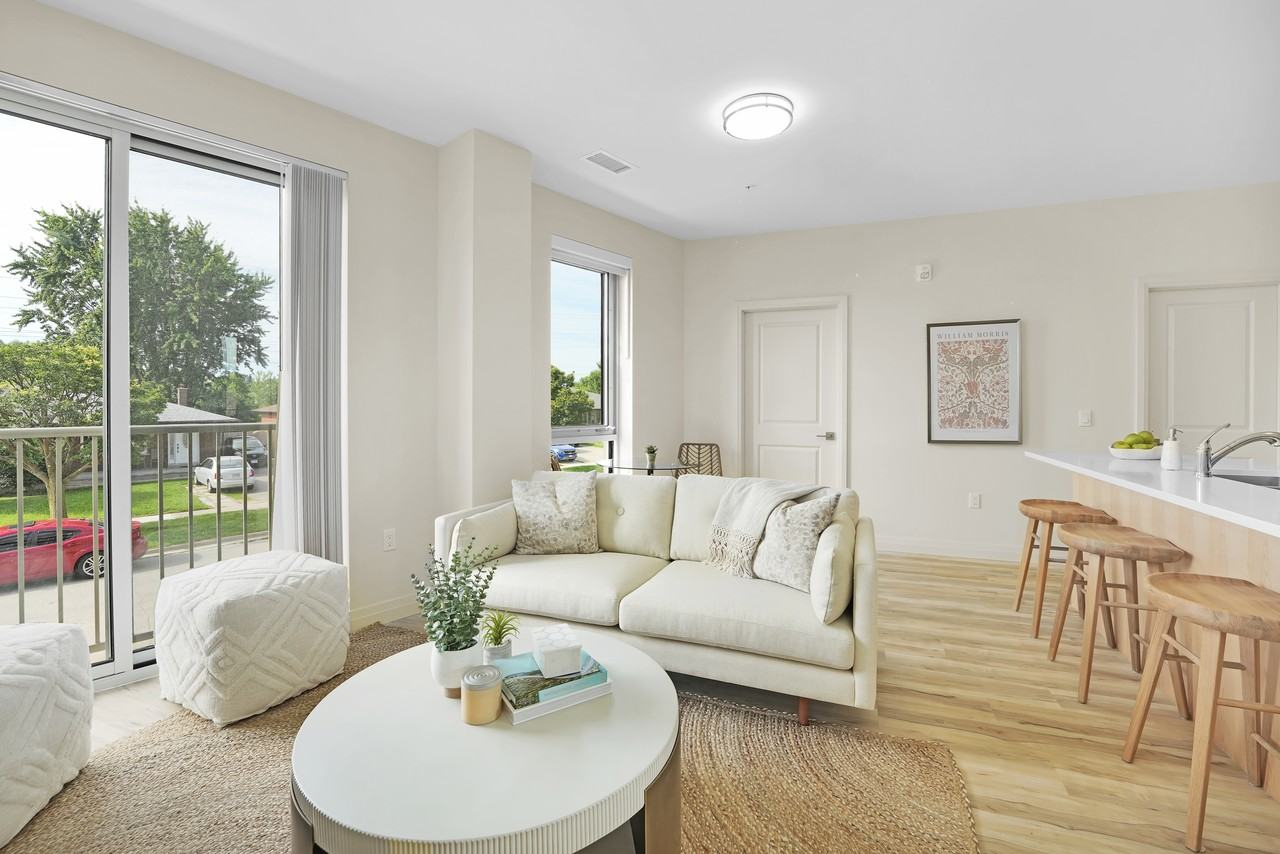 301 Westmount Road W - Photo 2 of 50