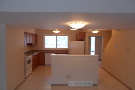 Weatherstone Place Townhome - Photo 6 of 6