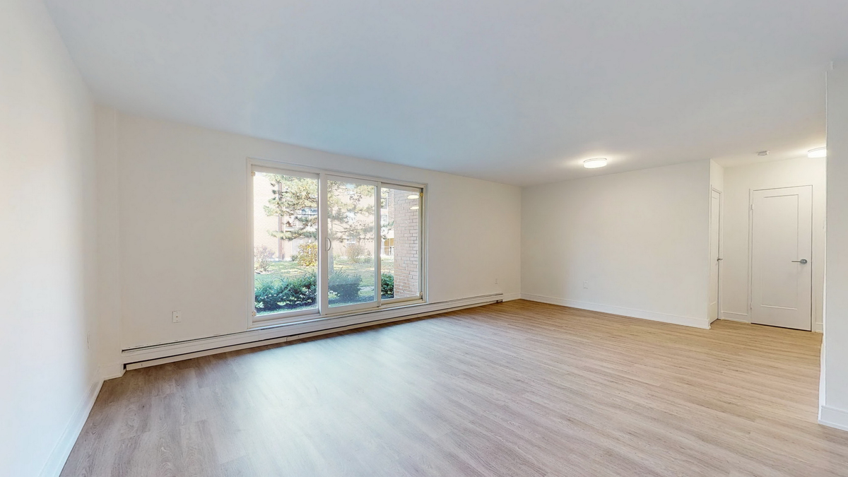 640, 650, 660 Fanshawe Park Road East - Photo 7 of 11