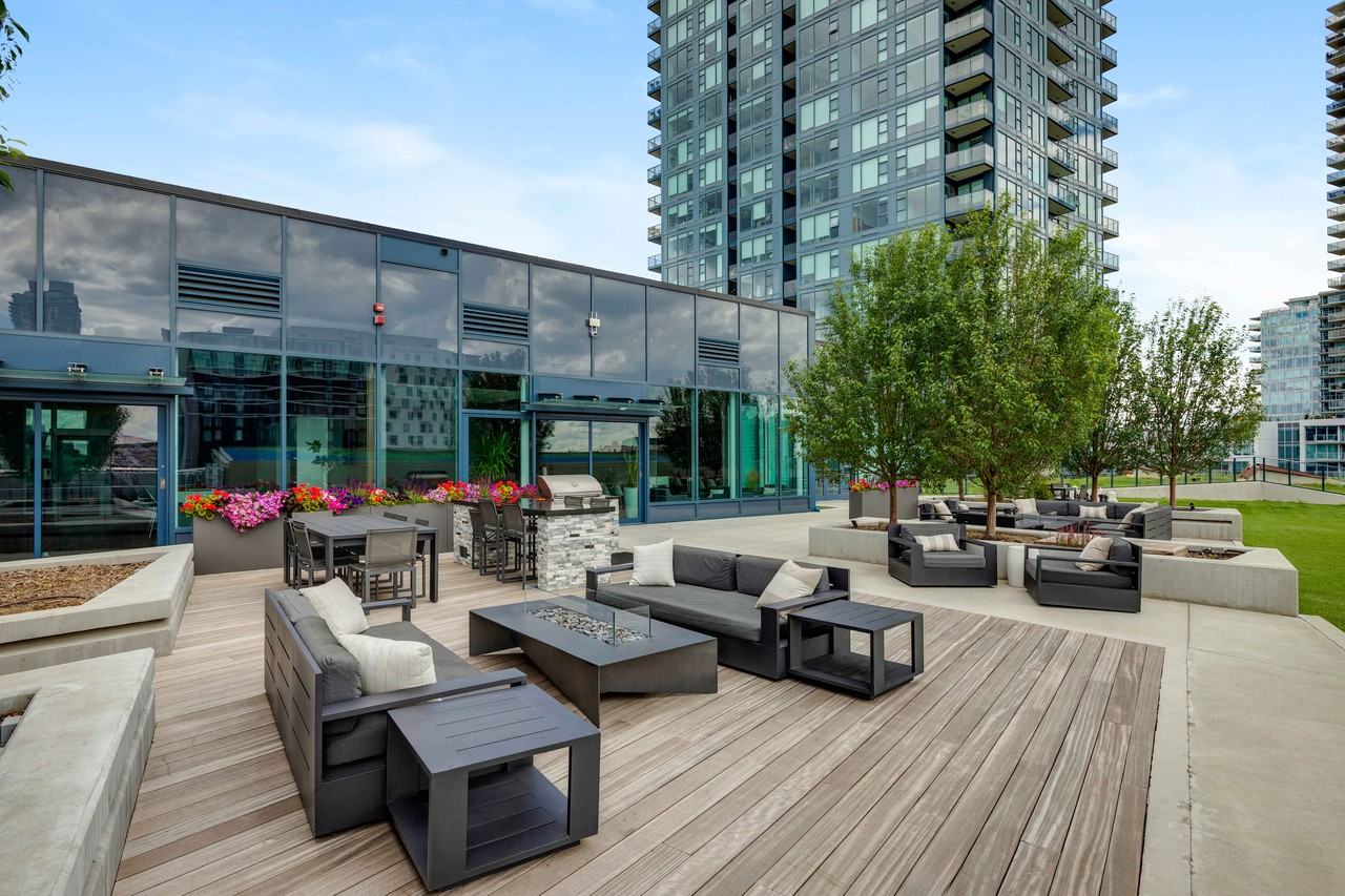 Arris East - Photo 3 of 50