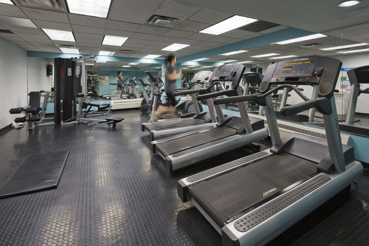 Richmond Place - Photo 6 of 50