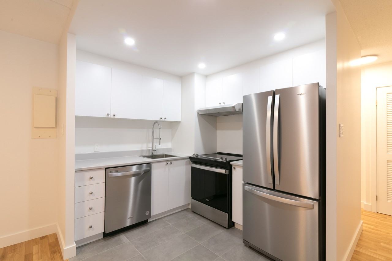 4800 Boulevard de Maisonneuve West - Photo 2 of 50