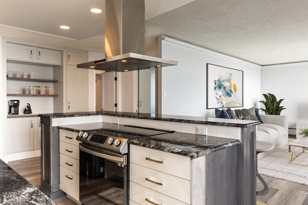 Signature Series at The Mayflower - Photo 4 of 28