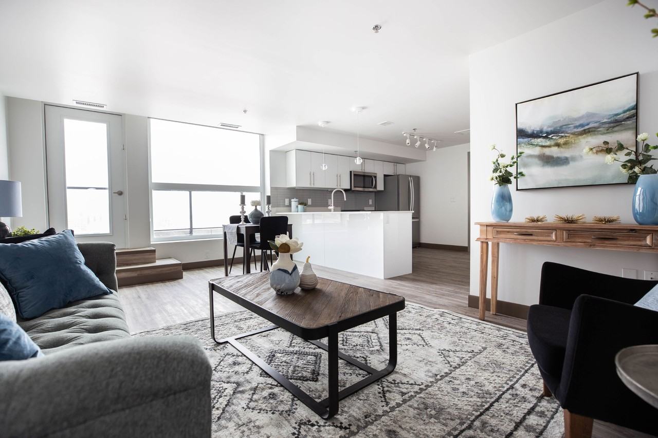 West Broadway Commons - Photo 2 of 39