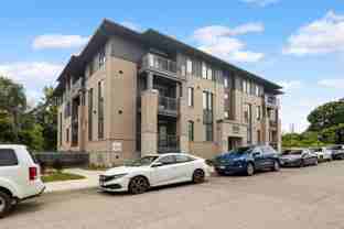 Hillview Apartments - Photo 1 of 1