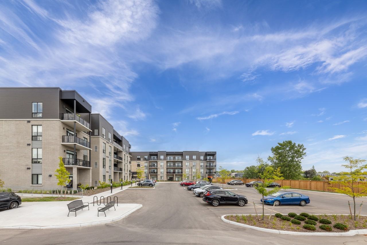 Elio Apartments - Photo 2 of 38