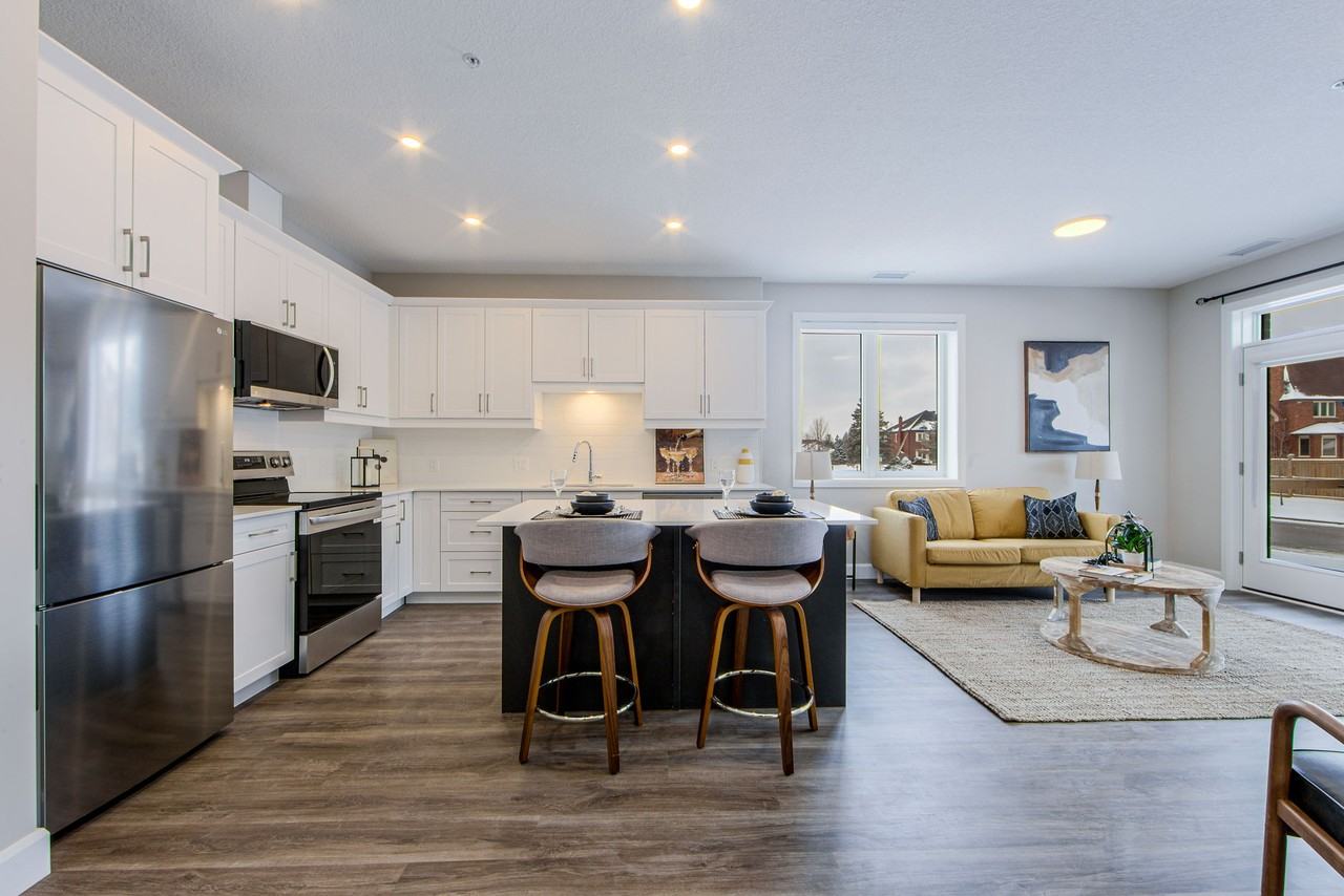 Elio Apartments - Photo 5 of 38